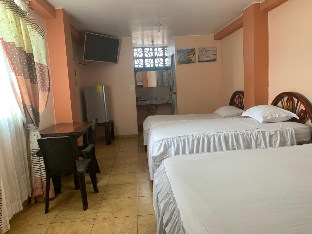 Hotel La Barca Atacames Esterno foto