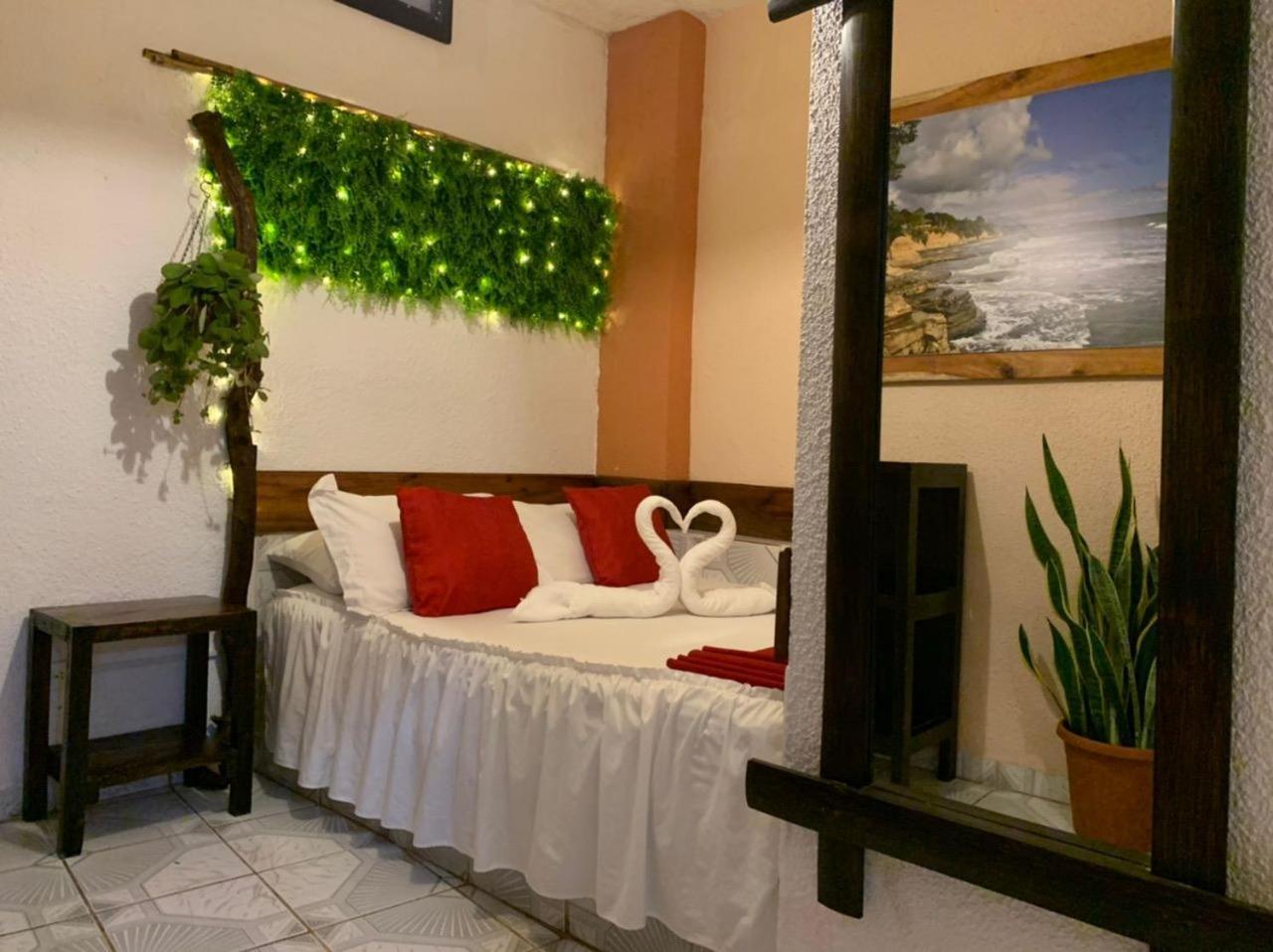 Hotel La Barca Atacames Esterno foto