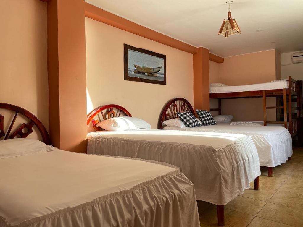 Hotel La Barca Atacames Esterno foto