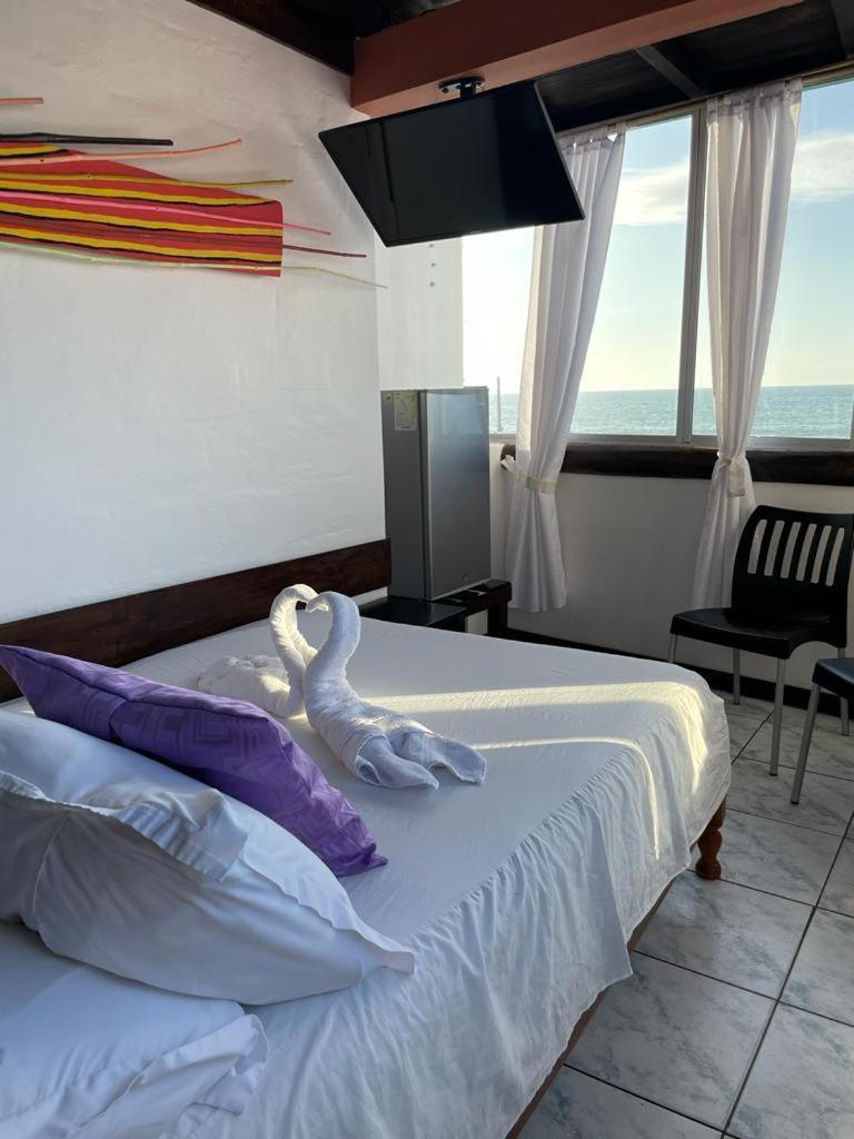 Hotel La Barca Atacames Esterno foto