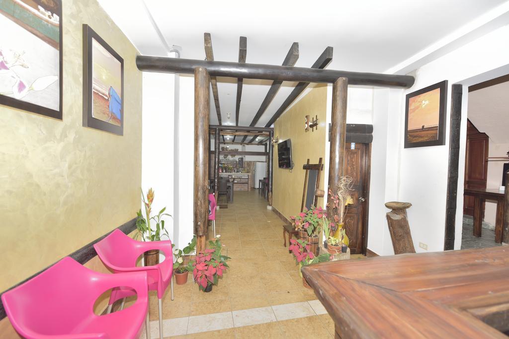 Hotel La Barca Atacames Esterno foto