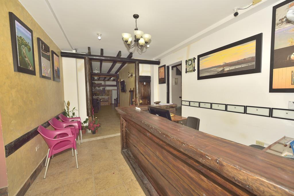 Hotel La Barca Atacames Esterno foto